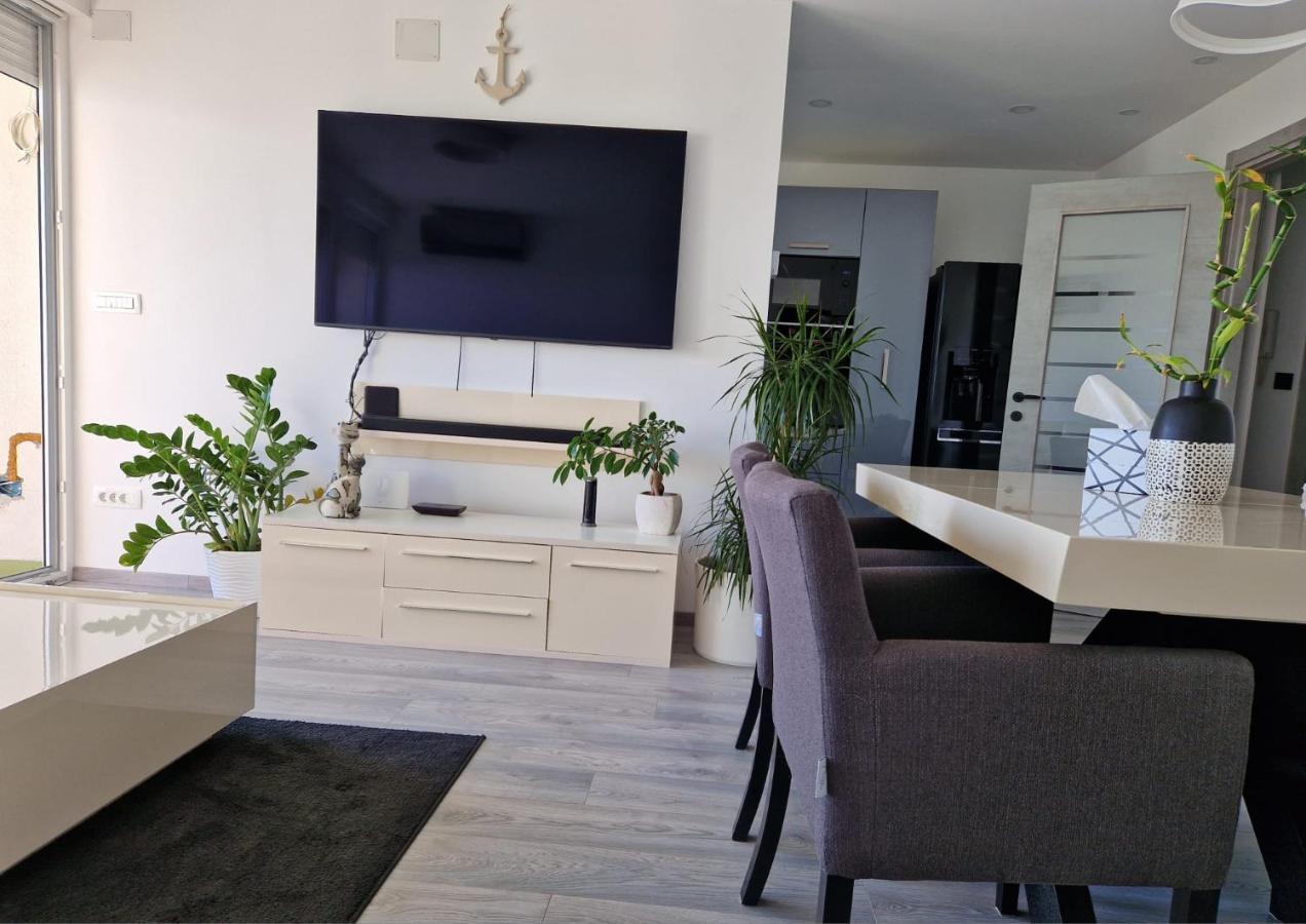 Apartment Illaria Рийека Екстериор снимка